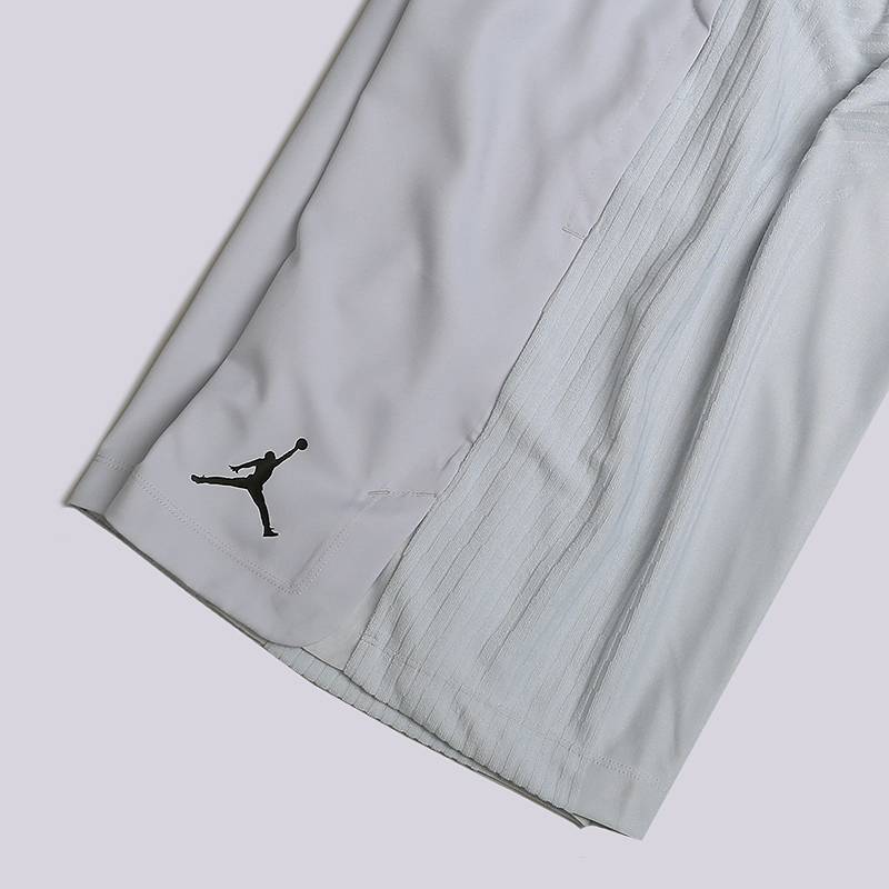 мужские серые шорты Jordan Ultimate Flight Basketball 887446-012 - цена, описание, фото 2